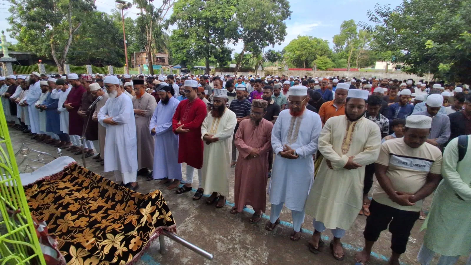 সাতক্ষীরায় যুব জামায়াত নেতা আল মামুনের জানাজা ও দাফন সম্পন্ন