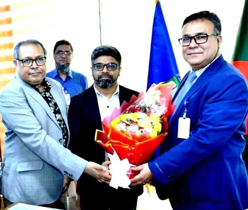 জাতীয় বিশ্ববিদ্যালয়ের নতুন ট্রেজারার অধ্যাপক ড. নাজমুল হোসাইন