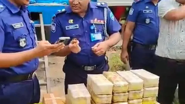 কুমিল্লায় ১ লাখ ৬০ হাজার ইয়াবাসহ আটক ৫