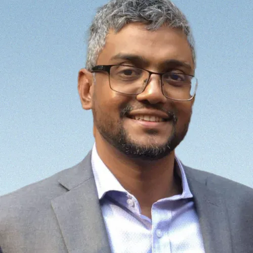 'আলগা পিরিত দেখিয়ে কোনো লাভ নেই'