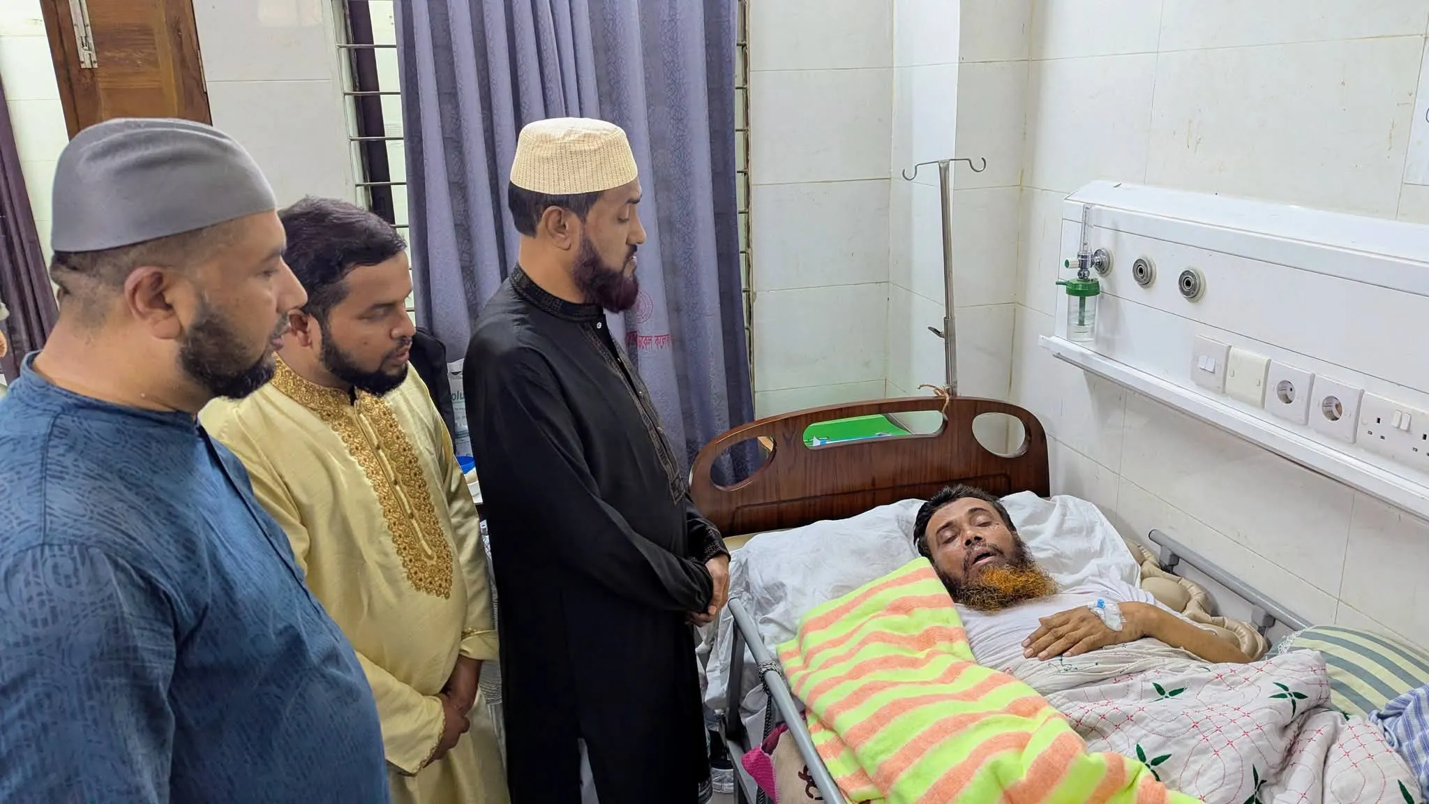 মাজারে হামলার দায় জামায়াতের ওপর চাপানোর অপচেষ্টা চলছে, দোষীদের বিচারের দাবি সেলিম উদ্দিনের