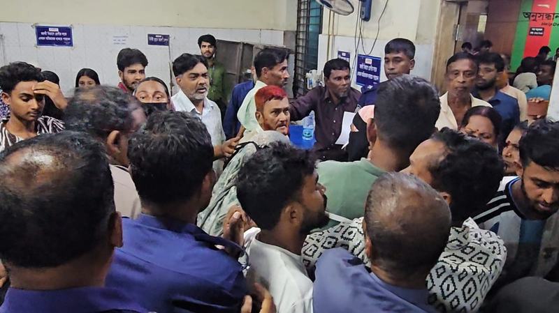 মুন্সীগঞ্জ জমি-সংক্রান্ত বিরোধে হামলা-সংঘর্ষ, আহত ১২২