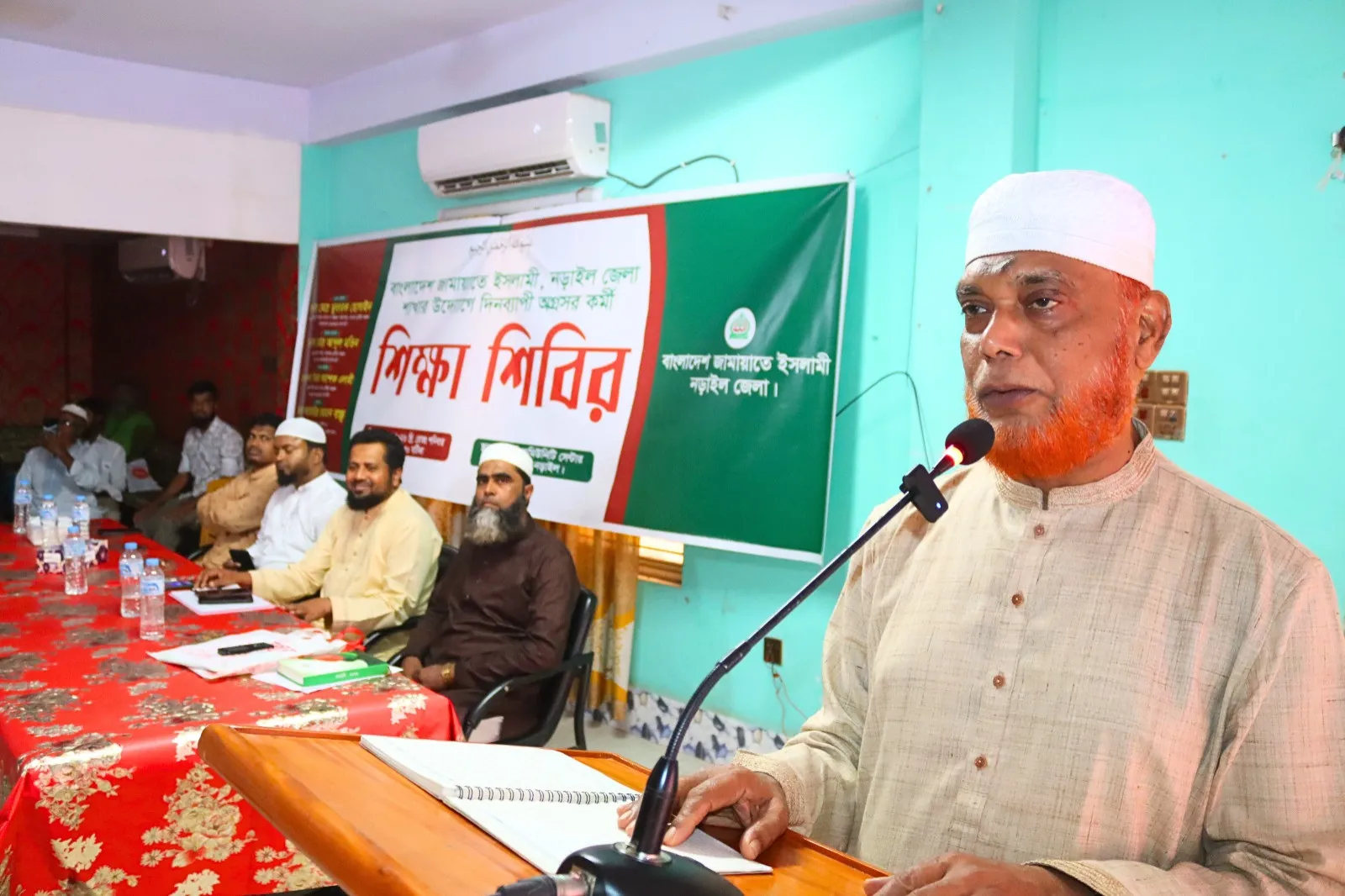 রাষ্ট্রীয় পদ থেকে বিভ্রান্তিকর তথ্য জাতির জন্য ক্ষতিকর: মোবারক হোসাইন