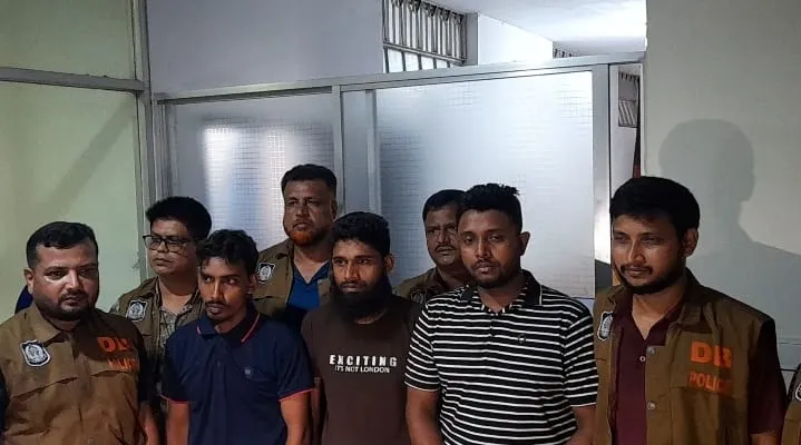 নাটোরে ঔষুধি গ্রামে ভেজাল ঔষুধ কারখানার উন্মোচনসহ তিনজন গ্রেফতার
