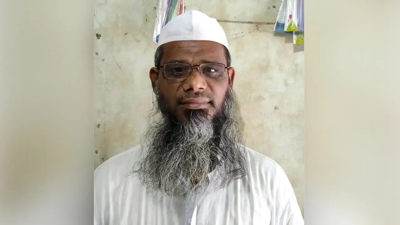 নাটোরে বিআরটিসি বাসচাপায় স্কুল শিক্ষক নিহত: চালক-হেলপার পলাতক