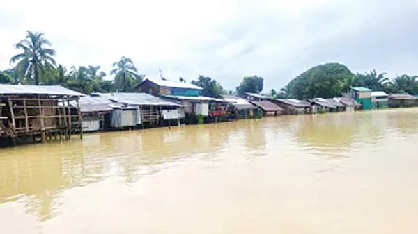 টানা পঞ্চম দিনের মতো ভারী বর্ষণ চট্টগ্রাম অঞ্চলে