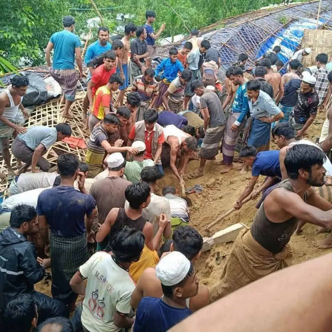 রোহিঙ্গা ক্যাম্পে এবার মাদরাসার ওপর পাহাড় ধসে ৮ শিক্ষার্থীদের প্রাণহানি: মৃতের সংখ্যা ২১ জন