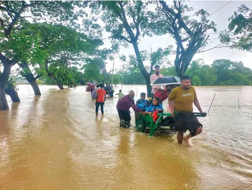 রাঙামাটিতে ৯৮ স্থানে পাহাড় ধস, যোগাযোগ বিছিন্ন