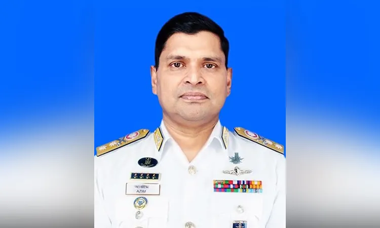 নৌবাহিনী প্রধান হলেন রিয়ার এডমিরাল খোন্দকার মিসবাহ উল আজীম