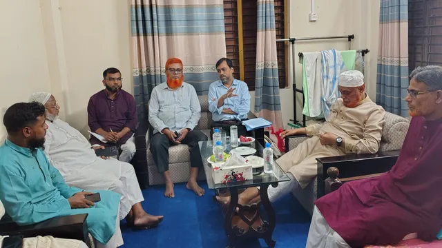 দৈনিক সংগ্রামকে আরও শক্তিশালী করতে যশোরে ঊর্ধ্বতন কর্মকর্তাদের পরিদর্শন