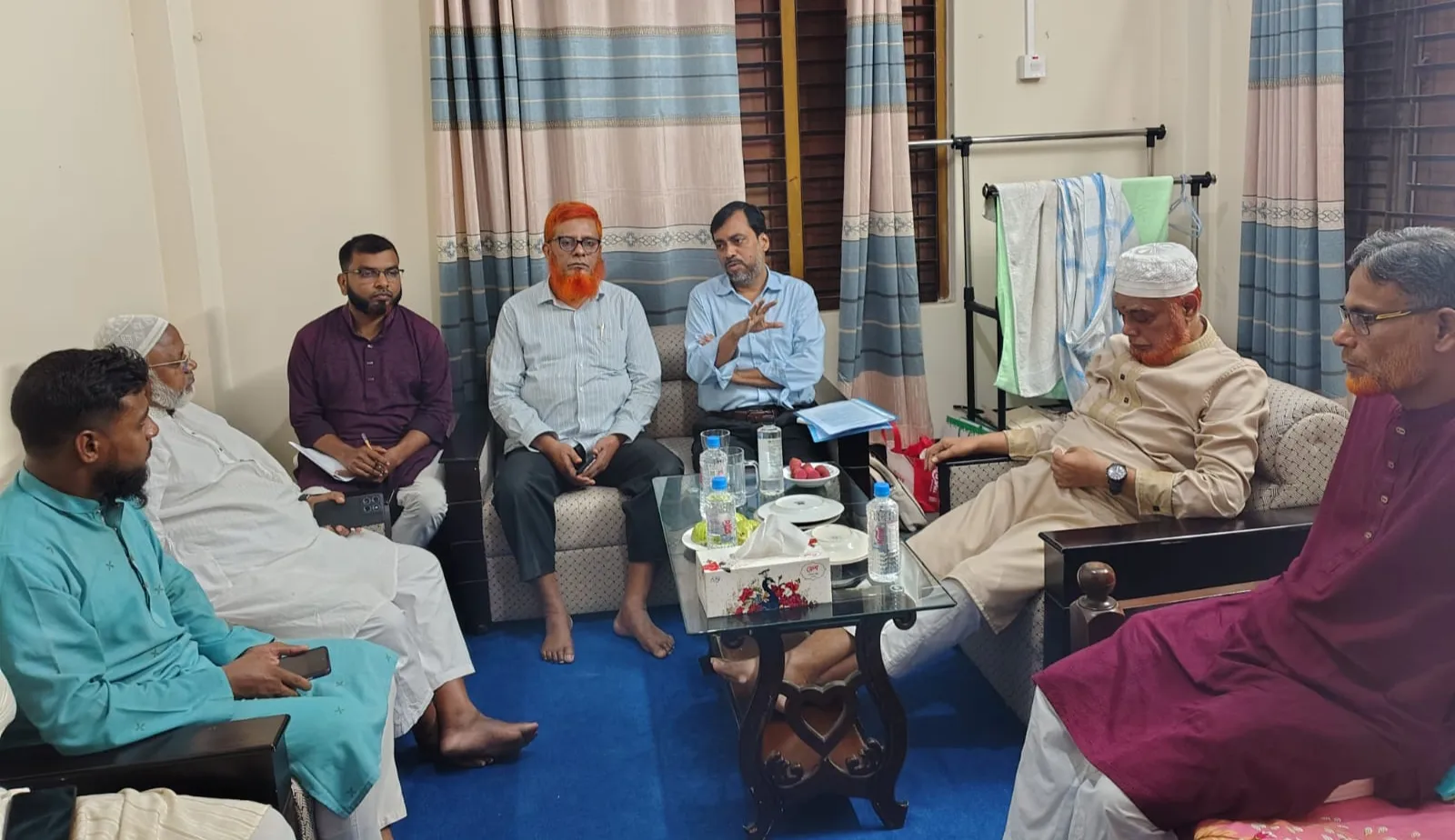 দৈনিক সংগ্রামকে আরও শক্তিশালী করতে যশোরে ঊর্ধ্বতন কর্মকর্তাদের পরিদর্শন