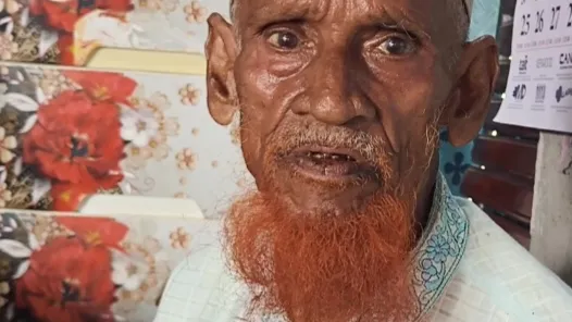 শ্যামনগরে নেশাগ্রস্ত পুত্রের হামলায় আহত বৃদ্ধ পিতা