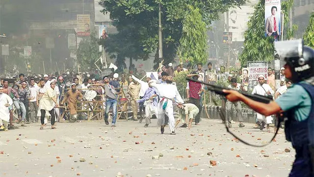 শাপলা চত্বরে কী ঘটেছিল ৫ মে রাতে কতটা ভয়াবহ ছিল সে অভিযান