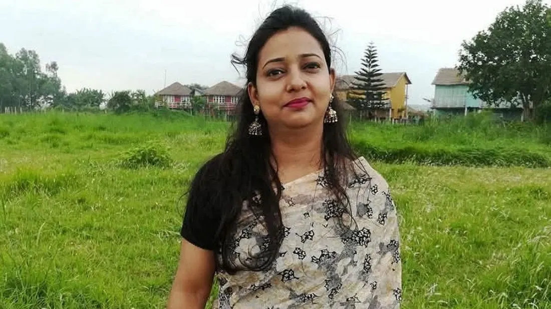 ছিনতাইকারীর টানাহেঁচড়ায় রিকশা থেকে পড়ে আহত সেই নারীর মৃত্যু
