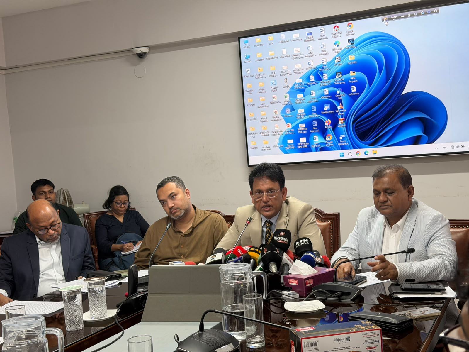 শিক্ষামন্ত্রী