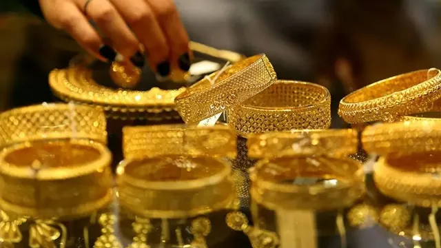 বিশ্ববাজারে স্বর্ণের দামে বড় পতন