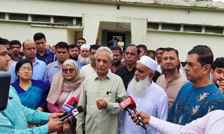 সংস্কৃতি বিষয়ক মন্ত্রী নিতাই রায় চৌধুরী