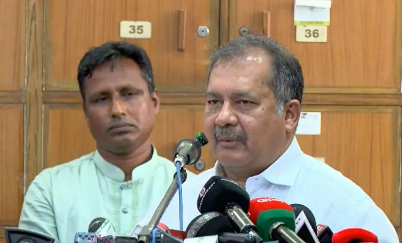 রাষ্ট্র পরিচালনা সম্পর্কে জনগণের সঠিক ধারণা নির্ভর করে গণমাধ্যমের ওপর : তথ্যমন্ত্রী