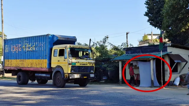 উখিয়ায় কাস্টমস চেকপোস্টের নামে চাঁদাবাজি