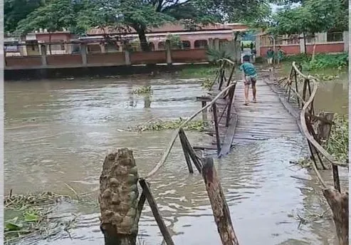 চিত্রা নদীর ওপর জরাজীর্ণ সেতু মেরামতে উদাসীন কর্তৃপক্ষ