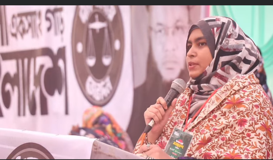 ঝিনাইদহ-৩ আসনের মহেশপুর উপজেলা অনুষ্ঠিত এক নারী সমাবেশে জাকসুর এজিএস আয়েশা সিদ্দিকা মেঘলা